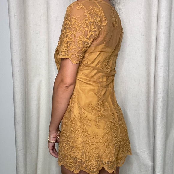 Romper - Picture 2 of 3